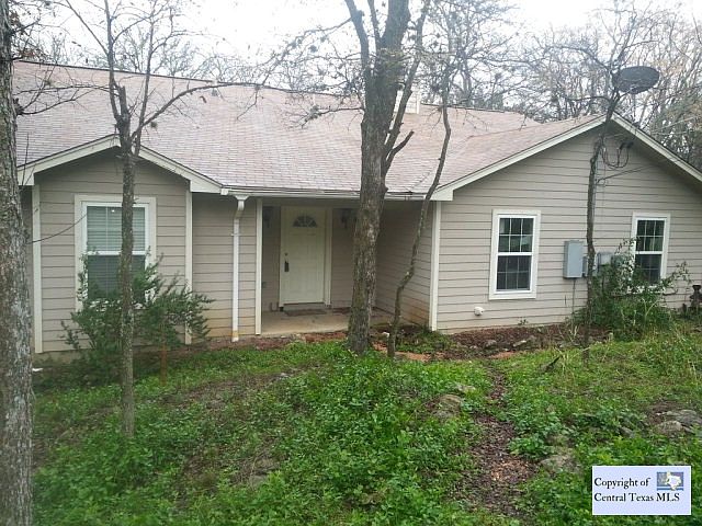 1st image of 821 W Hillyer St