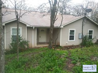 821 W Hillyer St, San Marcos, TX 78666