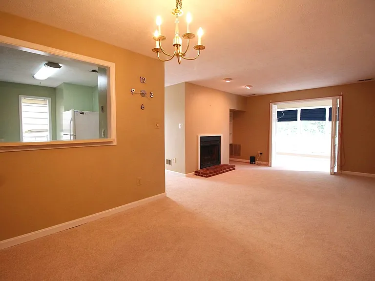 10118 Oakton Terrace Rd #10118 — Photo 5