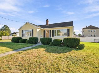 26 Gorham St, Dartmouth, MA 02748