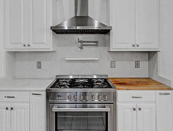 5th image of 3301 Tierra Jazmin Ln