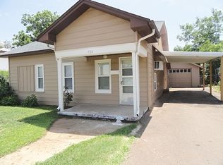904 W C Ave, Elk City, OK 73644