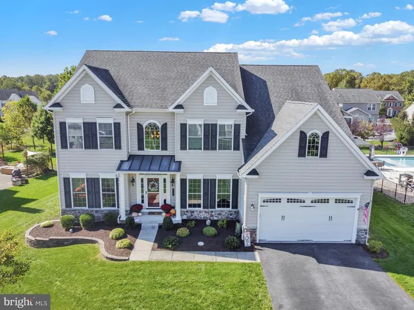 831 Easkey Ln, Avondale, PA 19311
