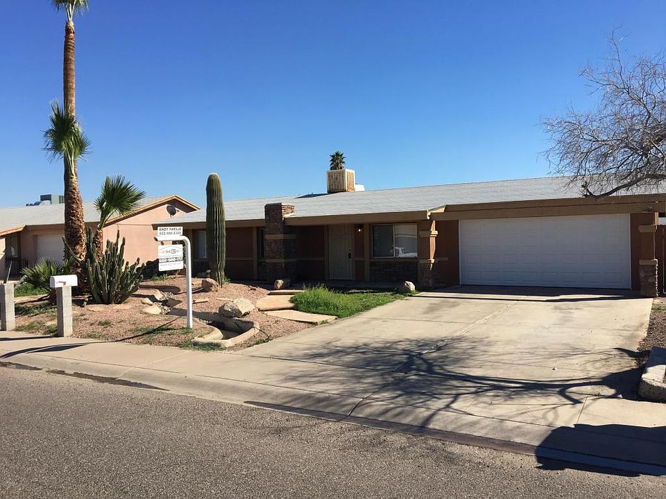 1st image of 8027 W Clayton Dr