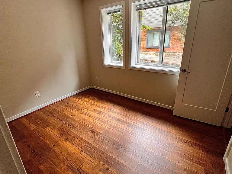 630 Park St — Photo 14
