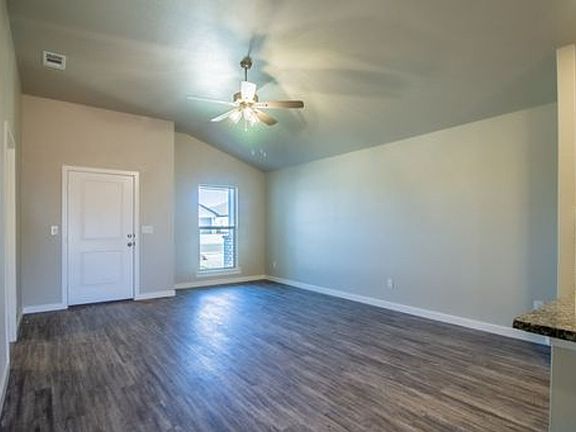 2nd image of 3205 Abbeville Ave