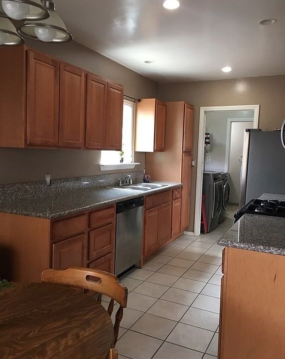 1st image of 758 E Pioneer Ave