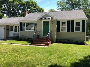 113 Willard Cir, Westwood, MA 02090