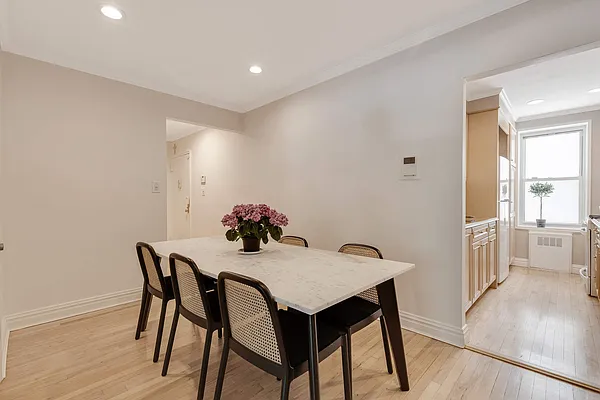 Sold by Compass | media 4