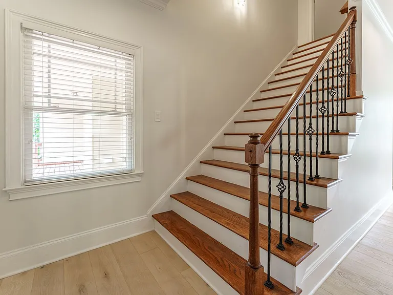 214 Chandler Walk — Photo 40