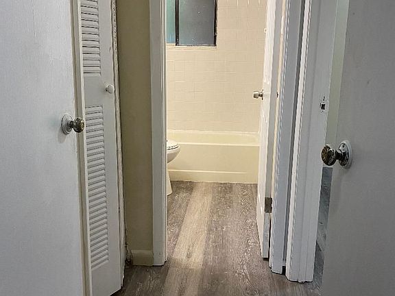4th image of 5128 Westchase Ct #3