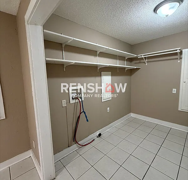 35 Maywood Dr — Photo 12