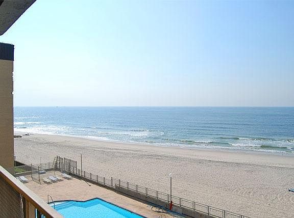 3rd image of 860 E Broadway APT 5G