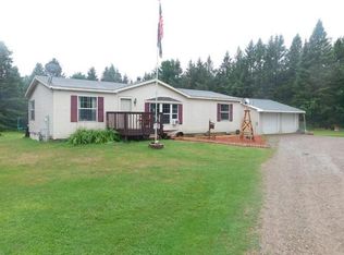 5737 Ridge Ln, Laona, WI 54541