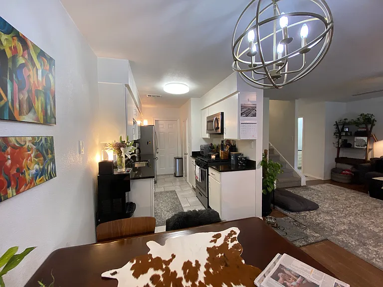 Dining/Kitchen