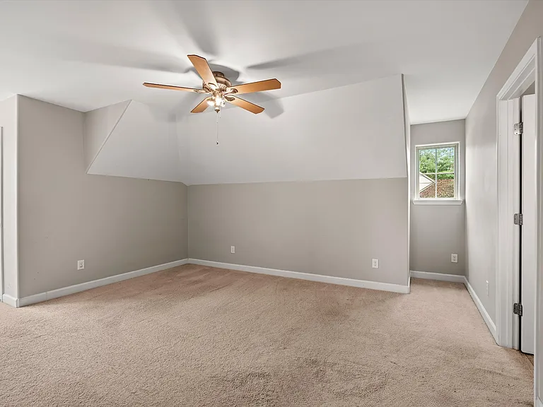 1102 Achiever Cir — Photo 29