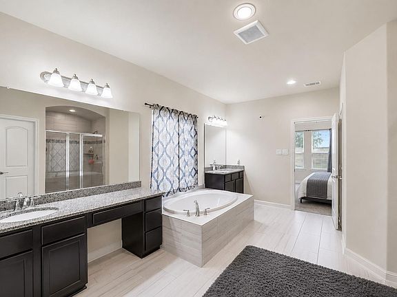 3rd image of 5319 Lauren Manor Dr