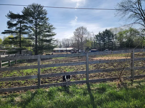 5936 Rauch Rd NW, Carroll, OH 43112