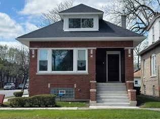 7558 S King Dr, Chicago, IL 60619