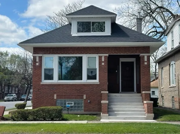 7558 S King Dr, Chicago, IL 60619