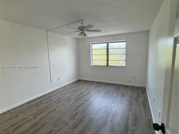 1225 NE 124th St APT 46A, North Miami, FL 33161