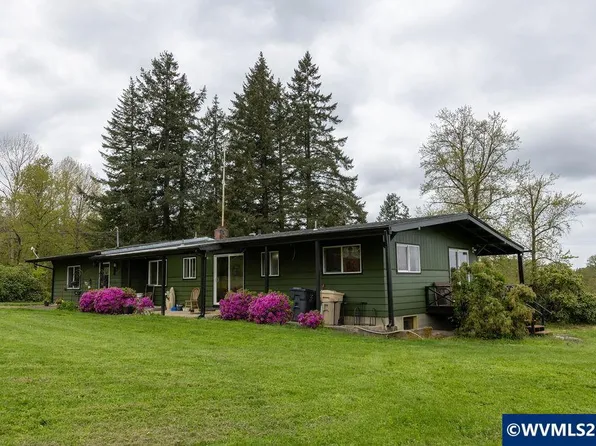 40235 Rainbow Dr, Scio, OR 97374