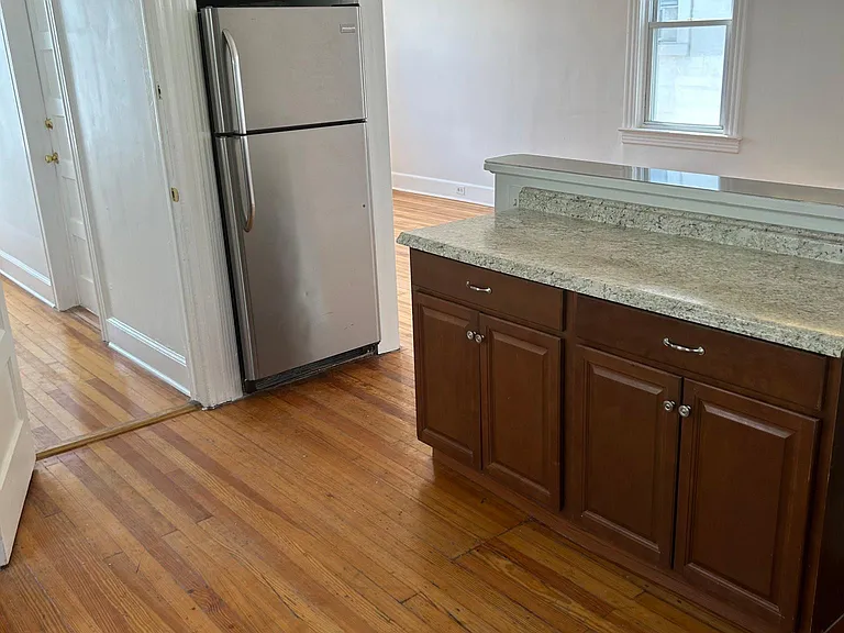 36 Portland Ave #2 — Photo 4