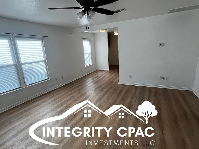 1415 Lanius St — Photo 2