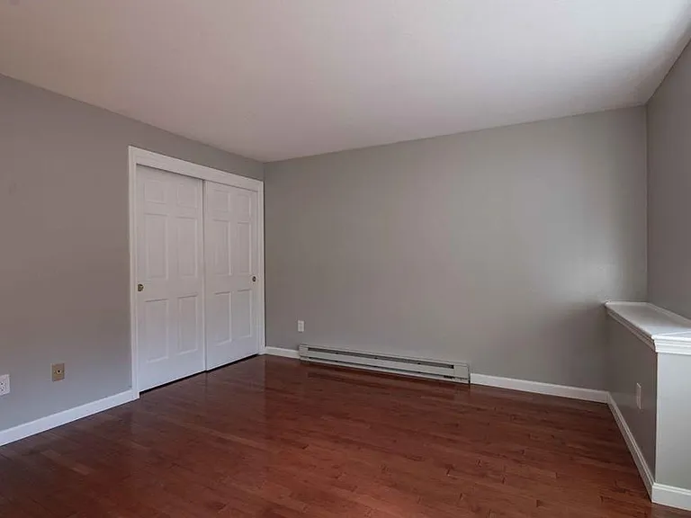 35 School St #19 — Photo 14