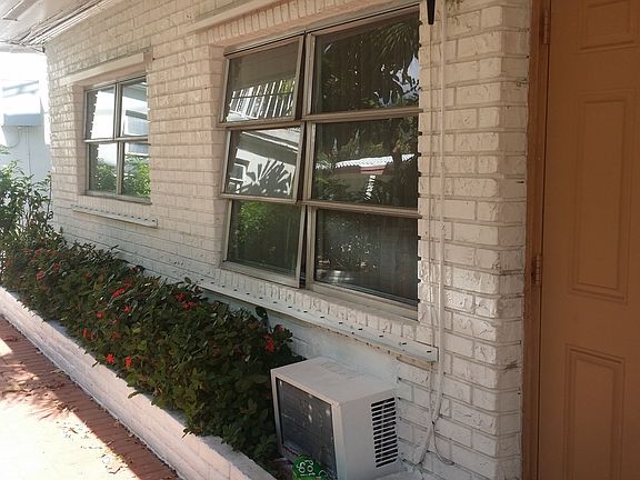 4th image of 4149 Bougainvilla Dr APT 2