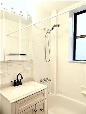 Rented by Aryeh Realty | media 6