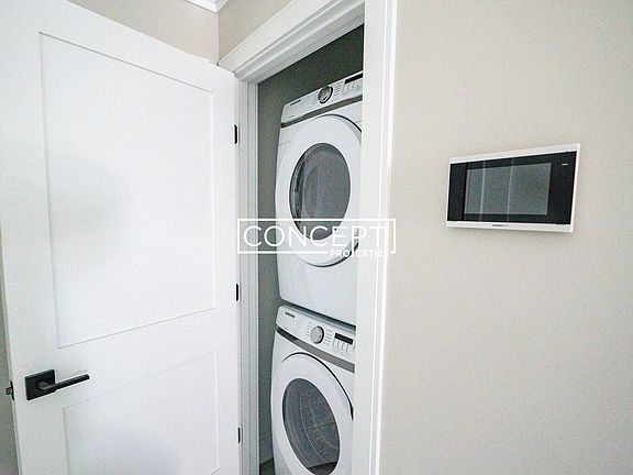 3rd image of 157 Everett St #301