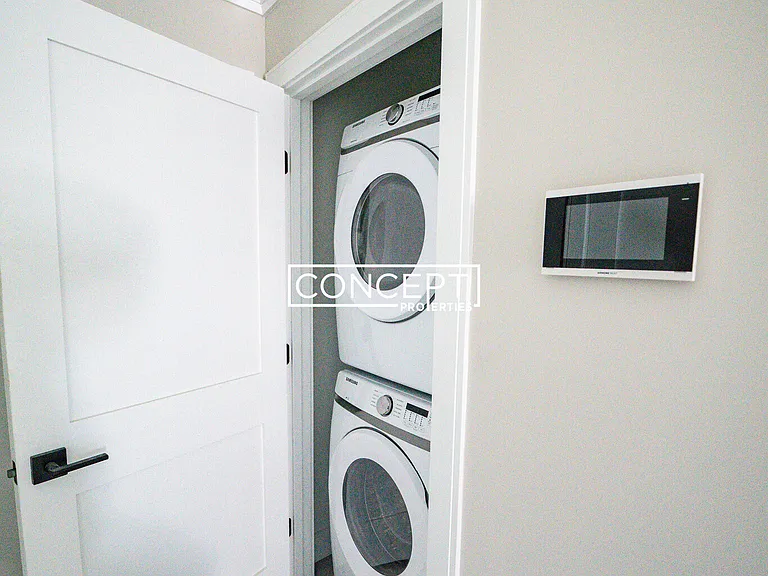 157 Everett St #301 — Photo 3