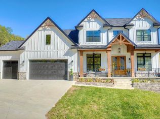 3510 Cooper Rd, Cincinnati, OH 45241