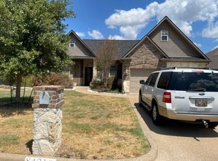 8421 Justin Ave, College Station, TX 77845