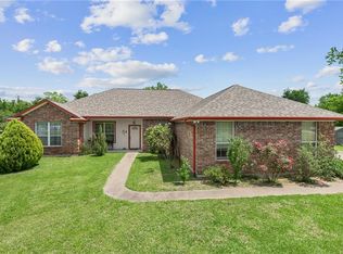 5491 Marcia Ln, Bryan, TX 77807