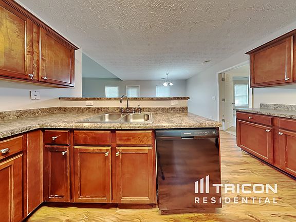 5th image of 136 Wynn Shoals Way