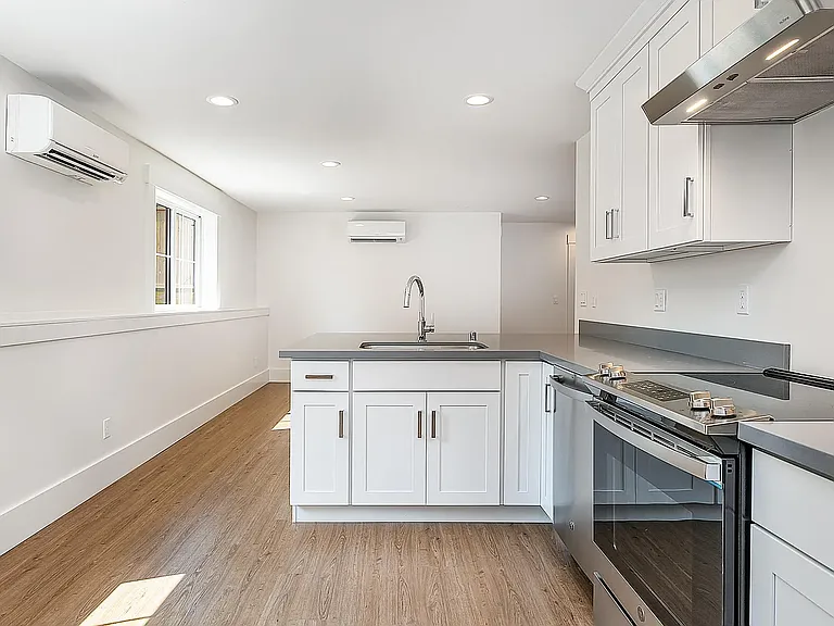2114 26th Ave W #A — Photo 2