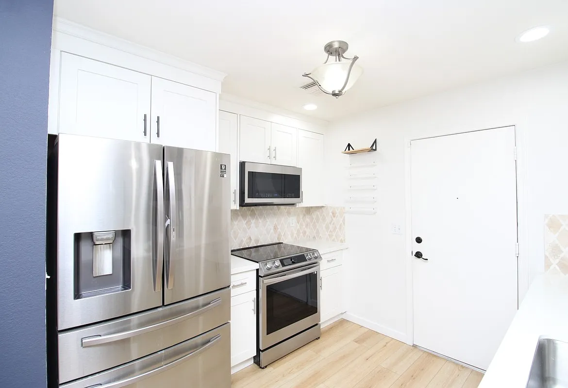 4 bed, 2.0 bath, 1465 sqft, $2,650 — Photo 4