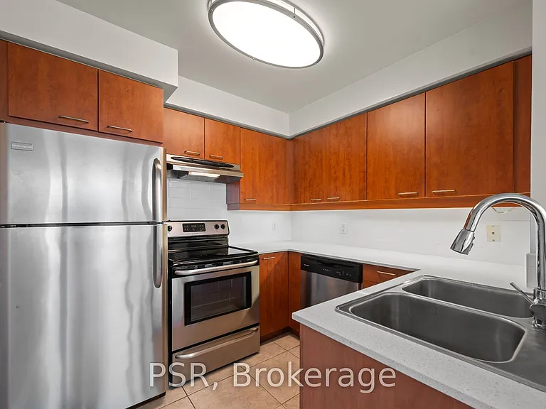 515 Rosewell Ave #309 — Photo 6