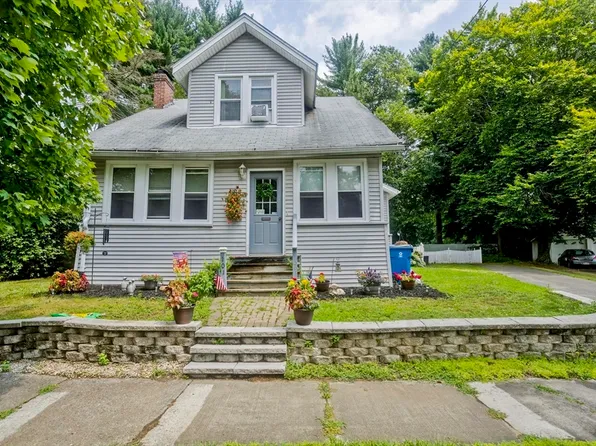 101 Nelson St, West Springfield, MA 01089