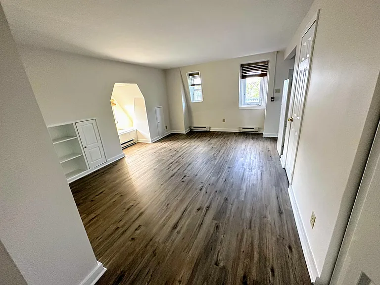 133 Cattell St #5 — Photo 6