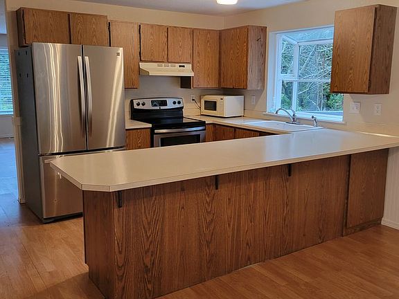 5th image of 11967 Avellana Cir NW