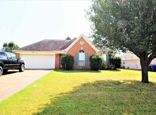 125 Garden View Dr, Oakland, TN 38060
