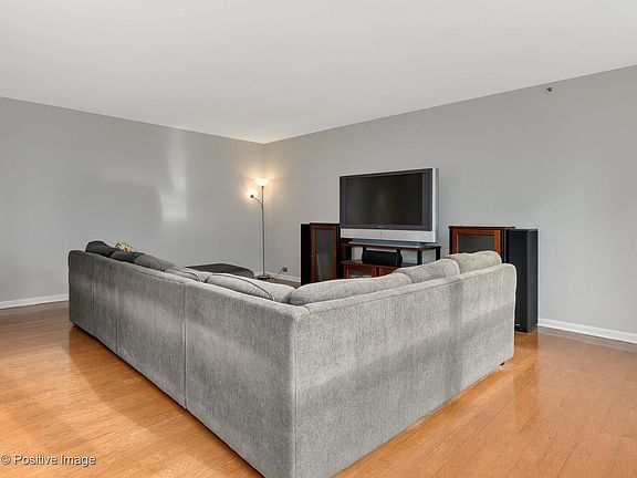 5th image of 400 E Ohio St APT 4104