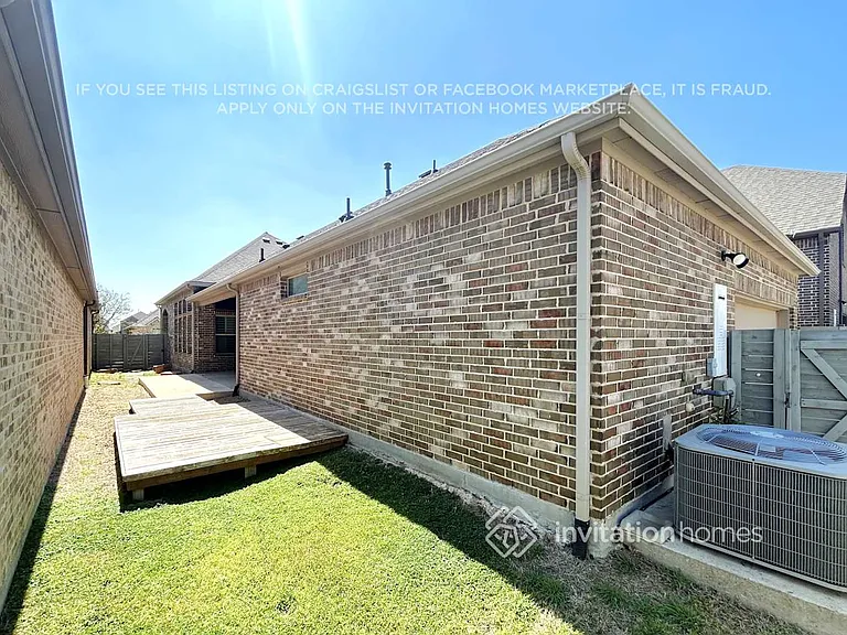 708 Boardwalk Way — Photo 16