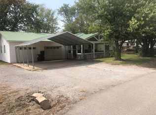 130 C St SE, Inola, OK 74036