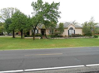 7717 Ravenswood Rd, Granbury, TX 76049