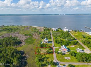 111 Pine Tree Rd, Bay St Louis, MS 39520