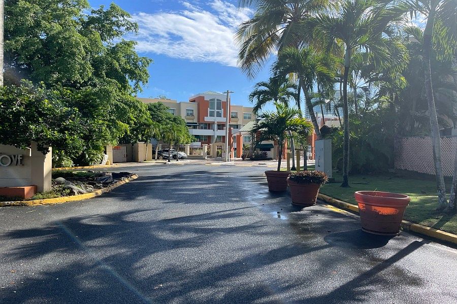2nd image of 202 Apt Bayside Cv